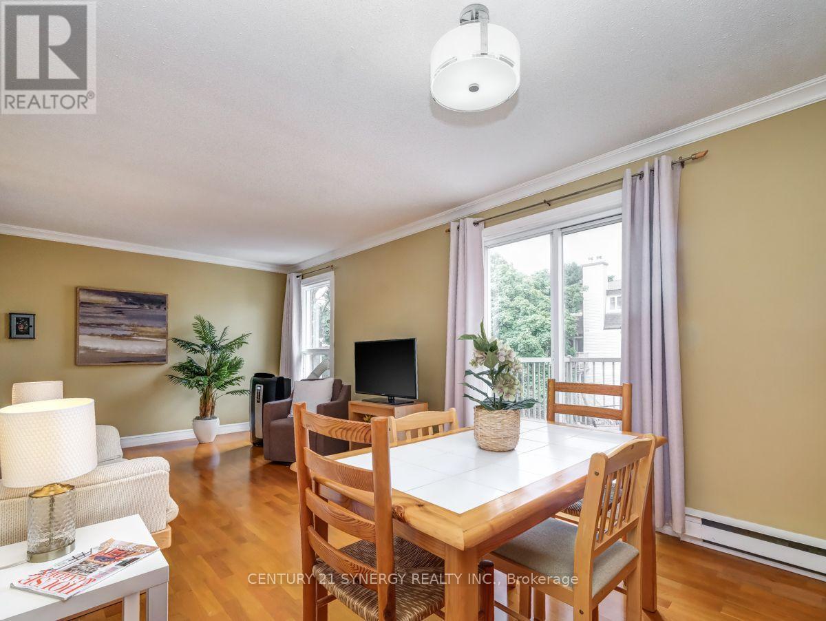 H - 3066 Councillor'S Way, Ottawa, ON