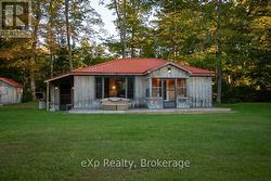 426 HURON ROAD South Bruce Peninsula, ON N0H 2T0