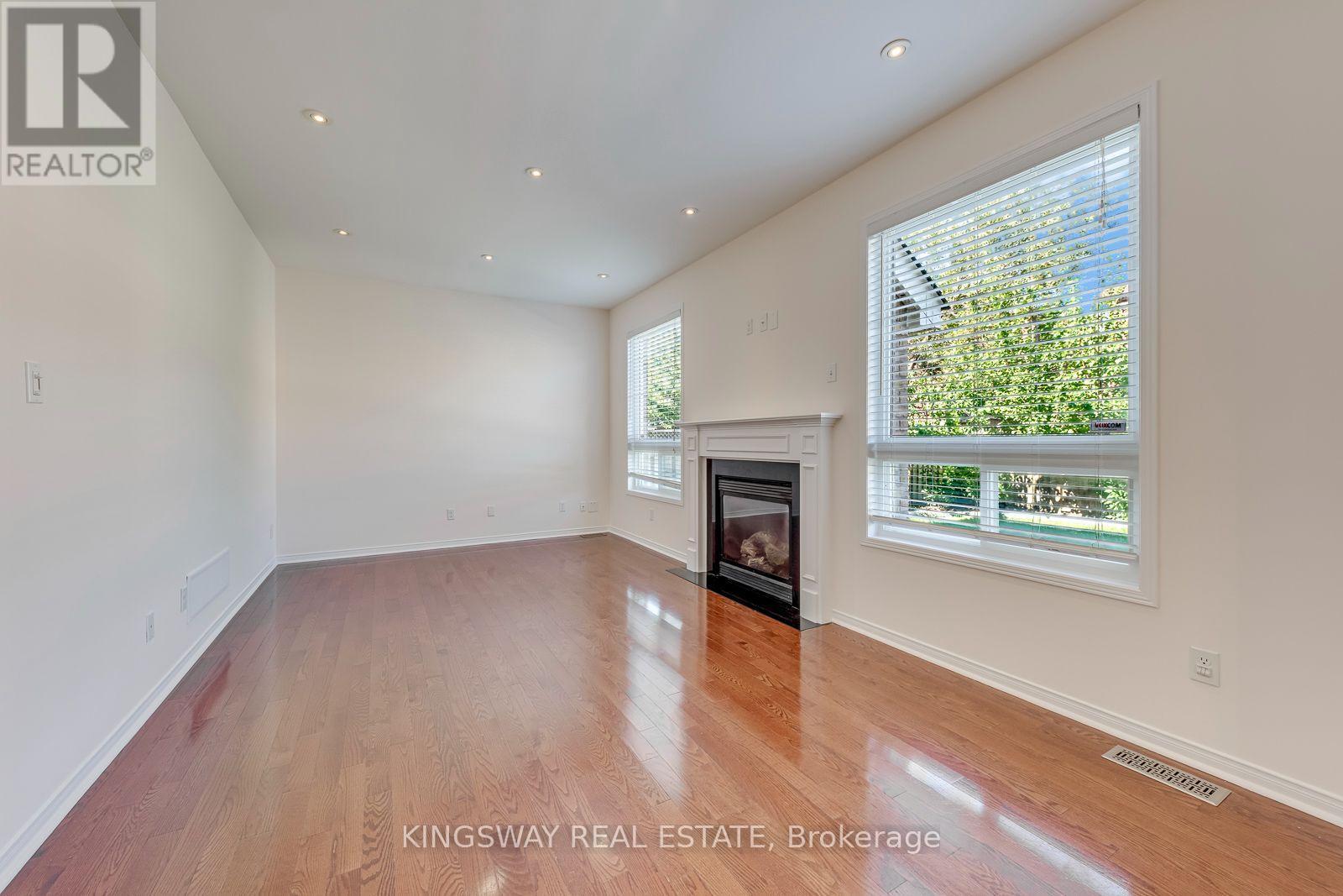 3133 Mission Hill Drive, Mississauga, ON