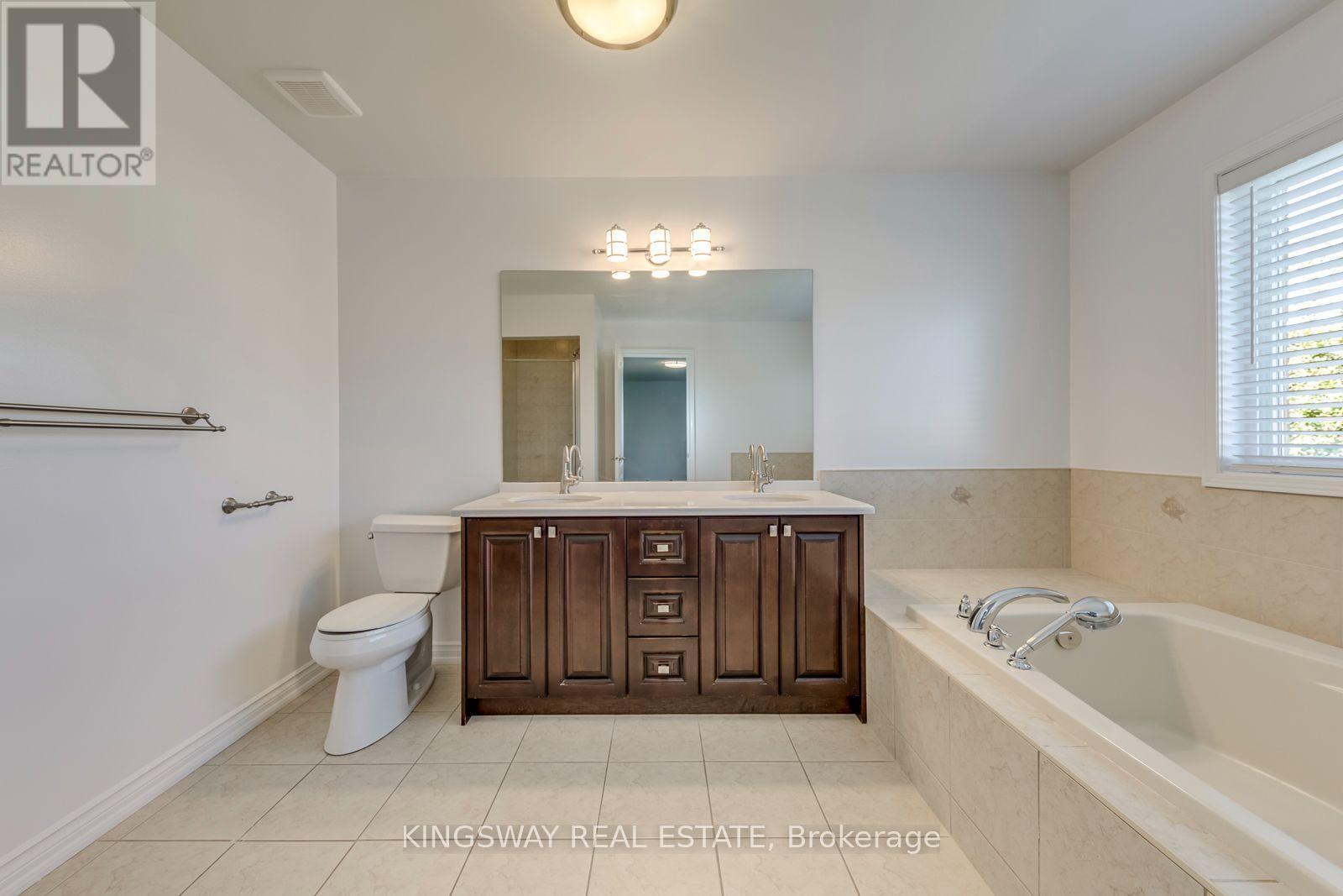 3133 Mission Hill Drive, Mississauga, ON