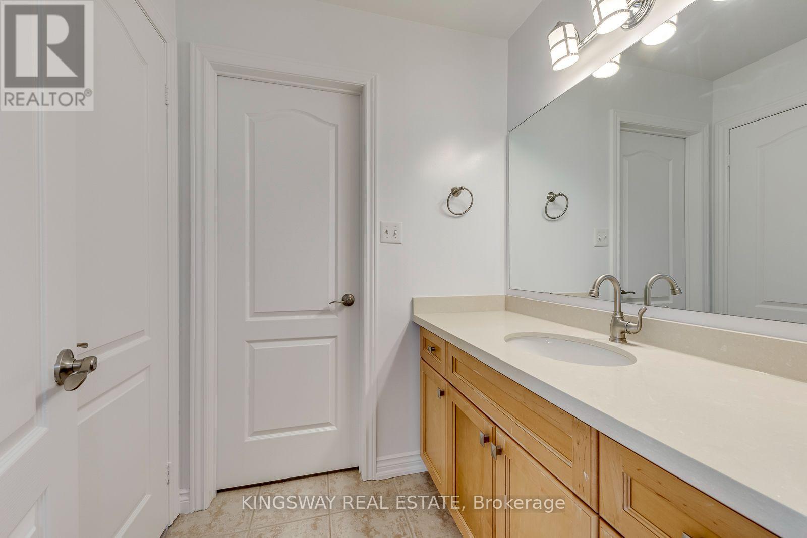 3133 Mission Hill Drive, Mississauga, ON
