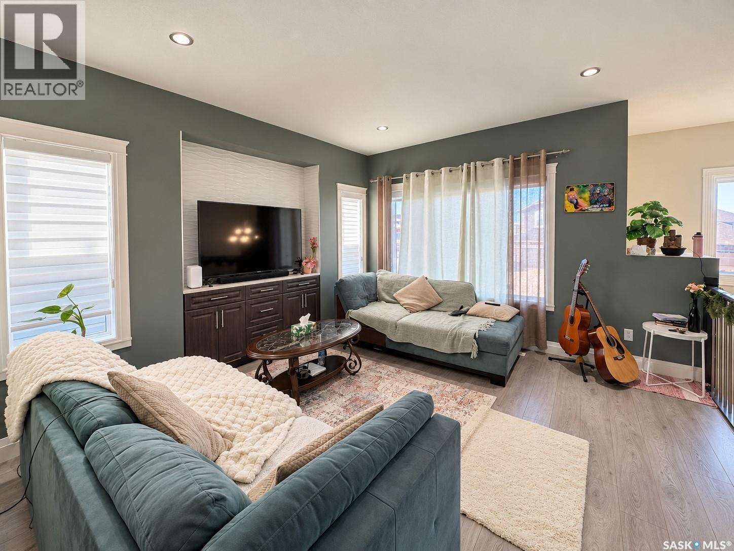 620 Ells Crescent, Saskatoon, SK
