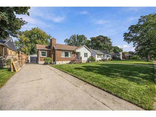 772 KEMSLEY Drive  Sarnia, ON N7V 2M2