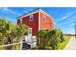 433 Woodville RD Saint John, NB E2M 2J4