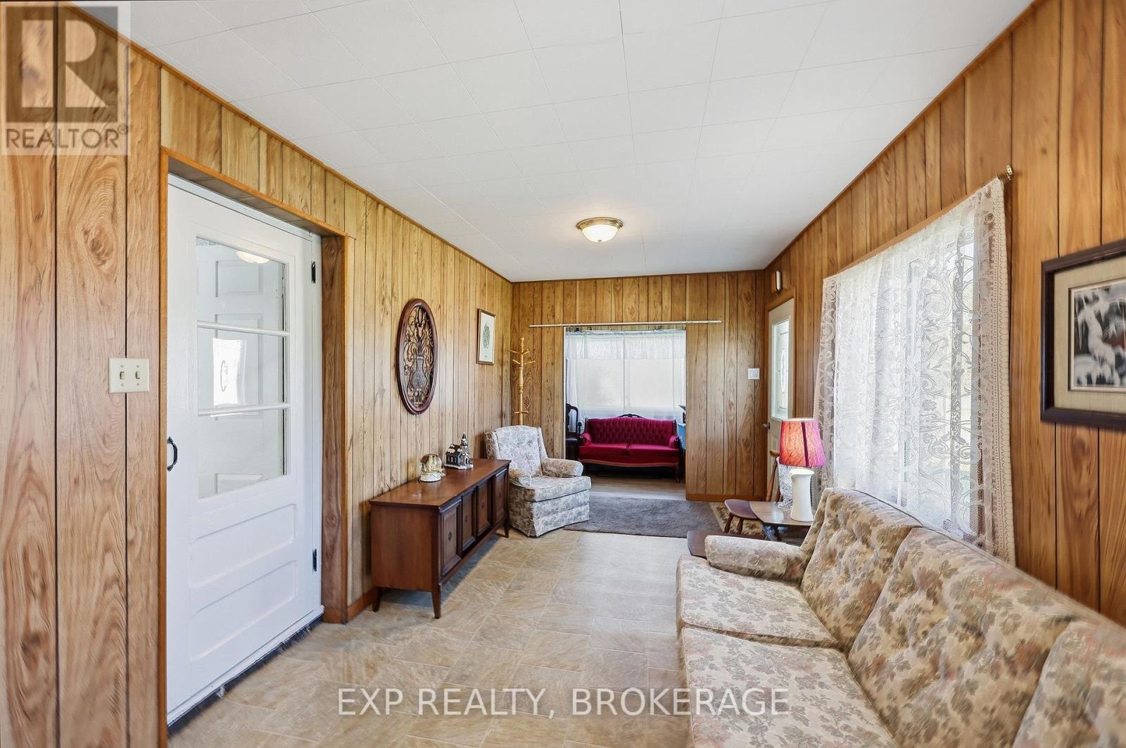 3542 Stagecoach Road, Frontenac (Frontenac South), ON