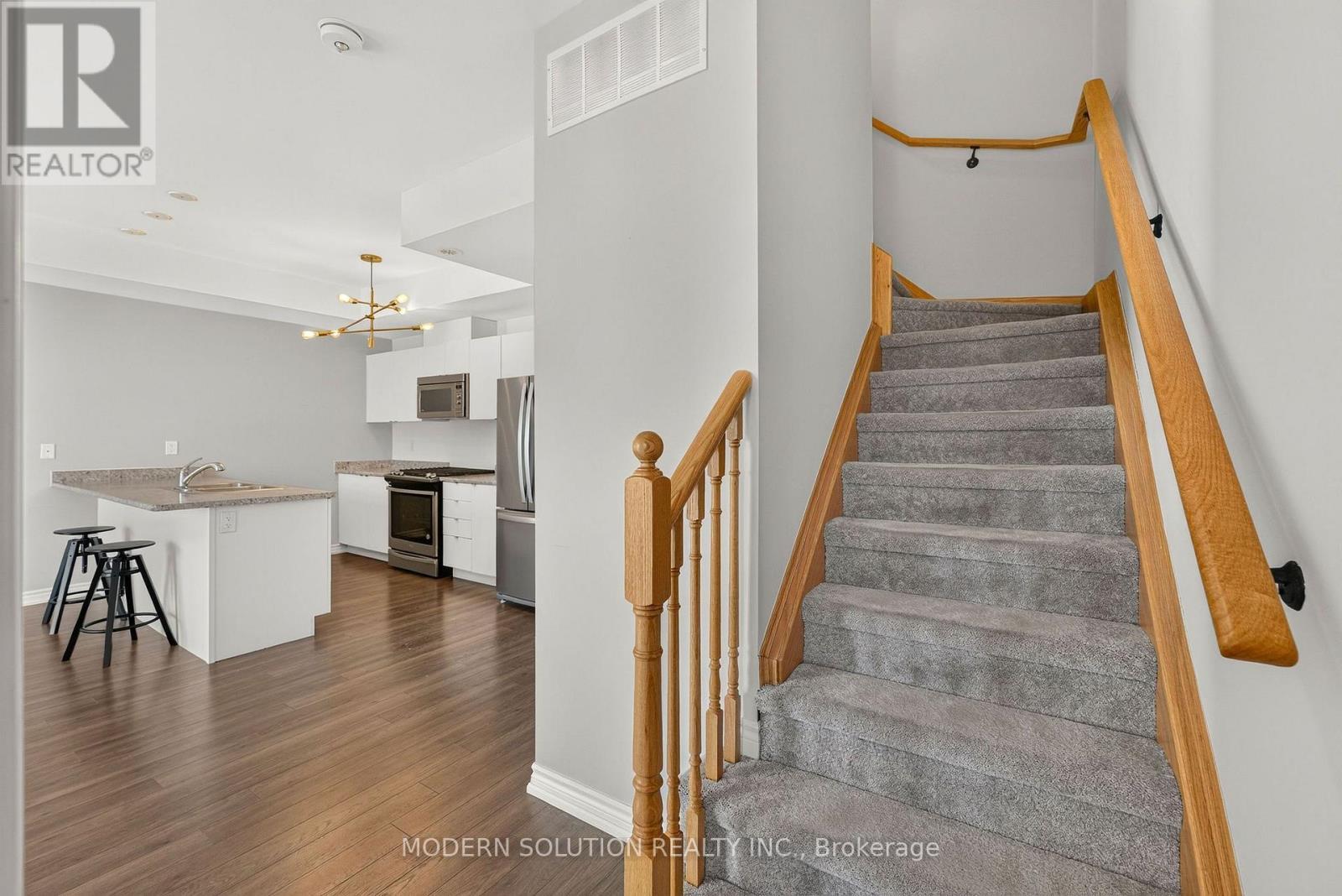 94 - 2584 William Jackson Drive, Pickering, ON