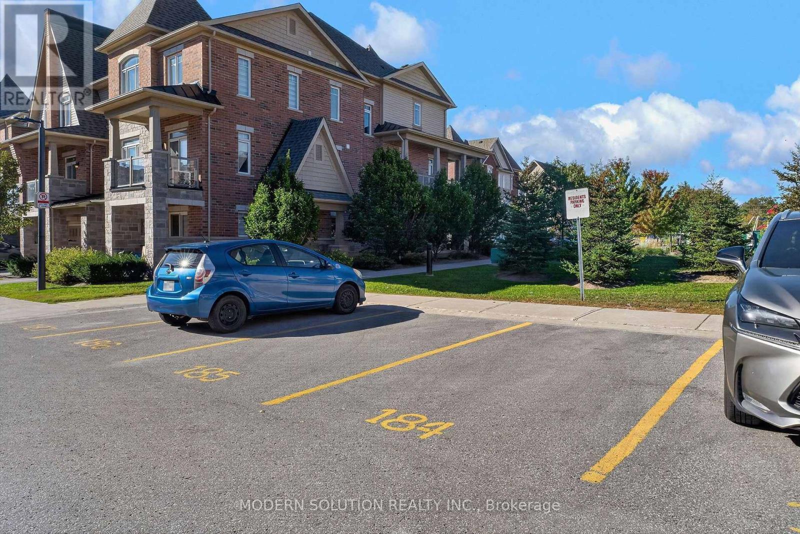 94 - 2584 William Jackson Drive, Pickering, ON