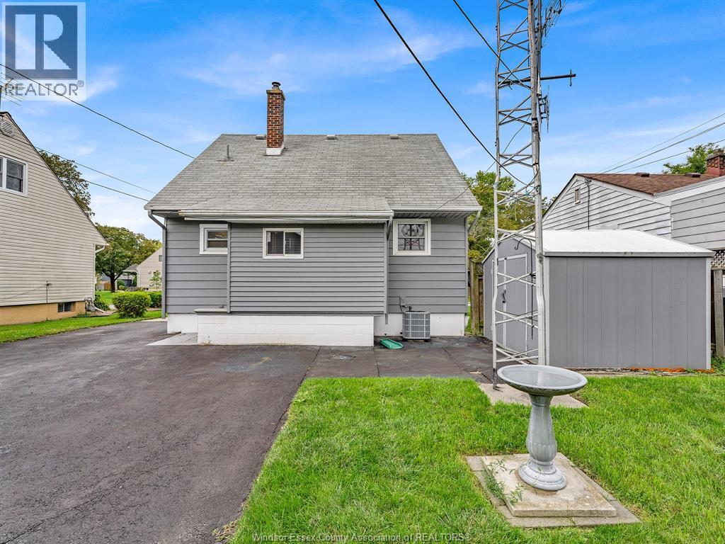 1882 Malta Road, Windsor, ON