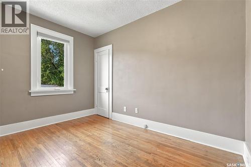 1716 Lorne Avenue, Saskatoon, SK 