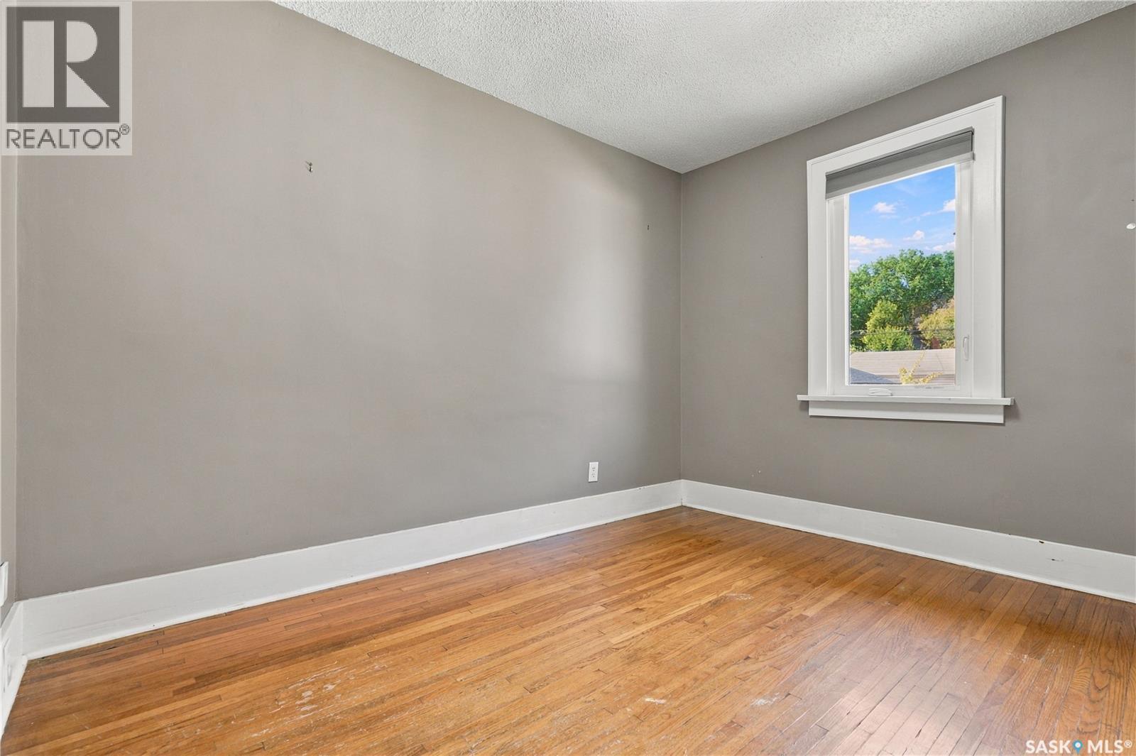 1716 Lorne Avenue, Saskatoon, SK