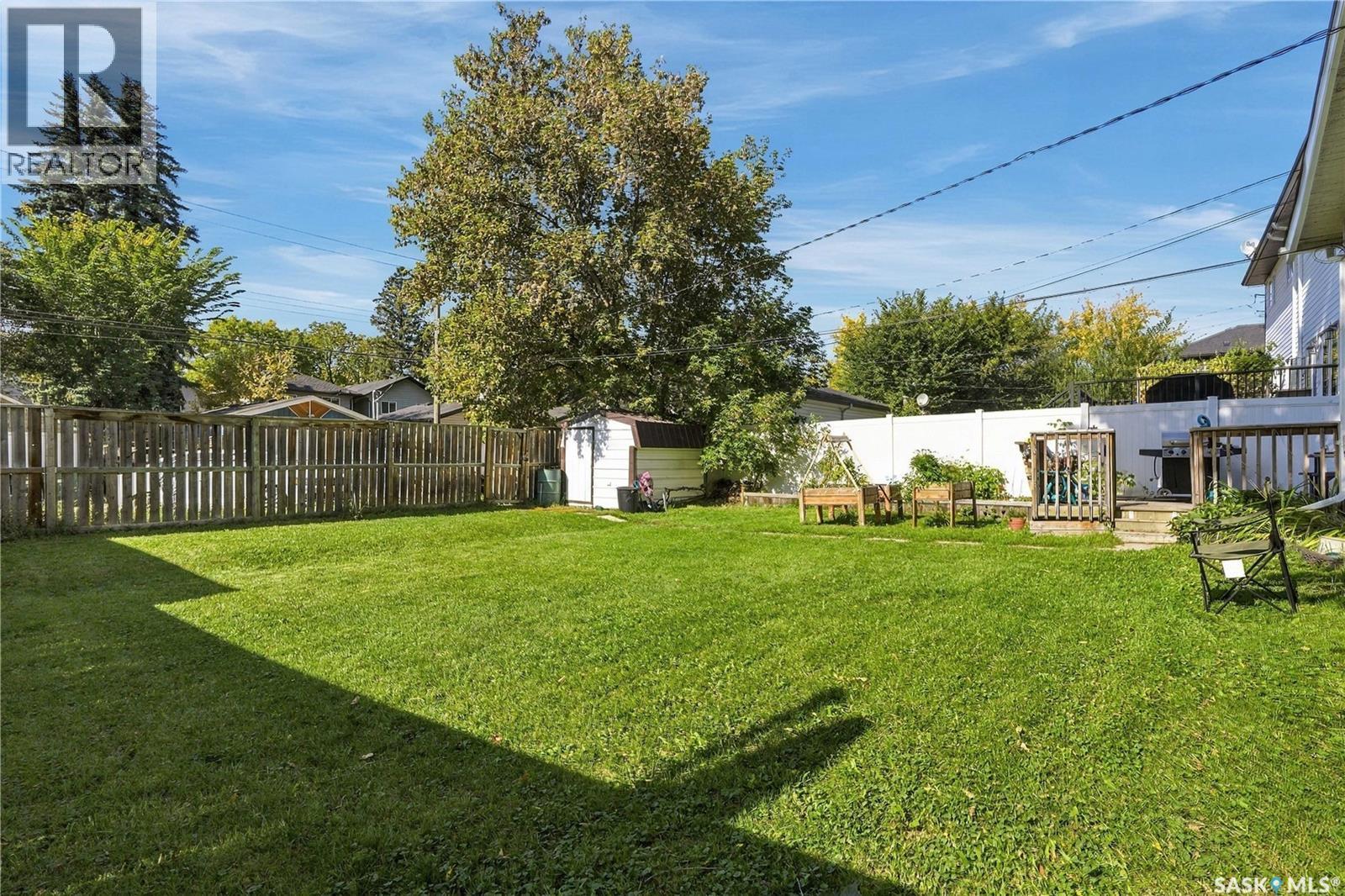 1716 Lorne Avenue, Saskatoon, SK
