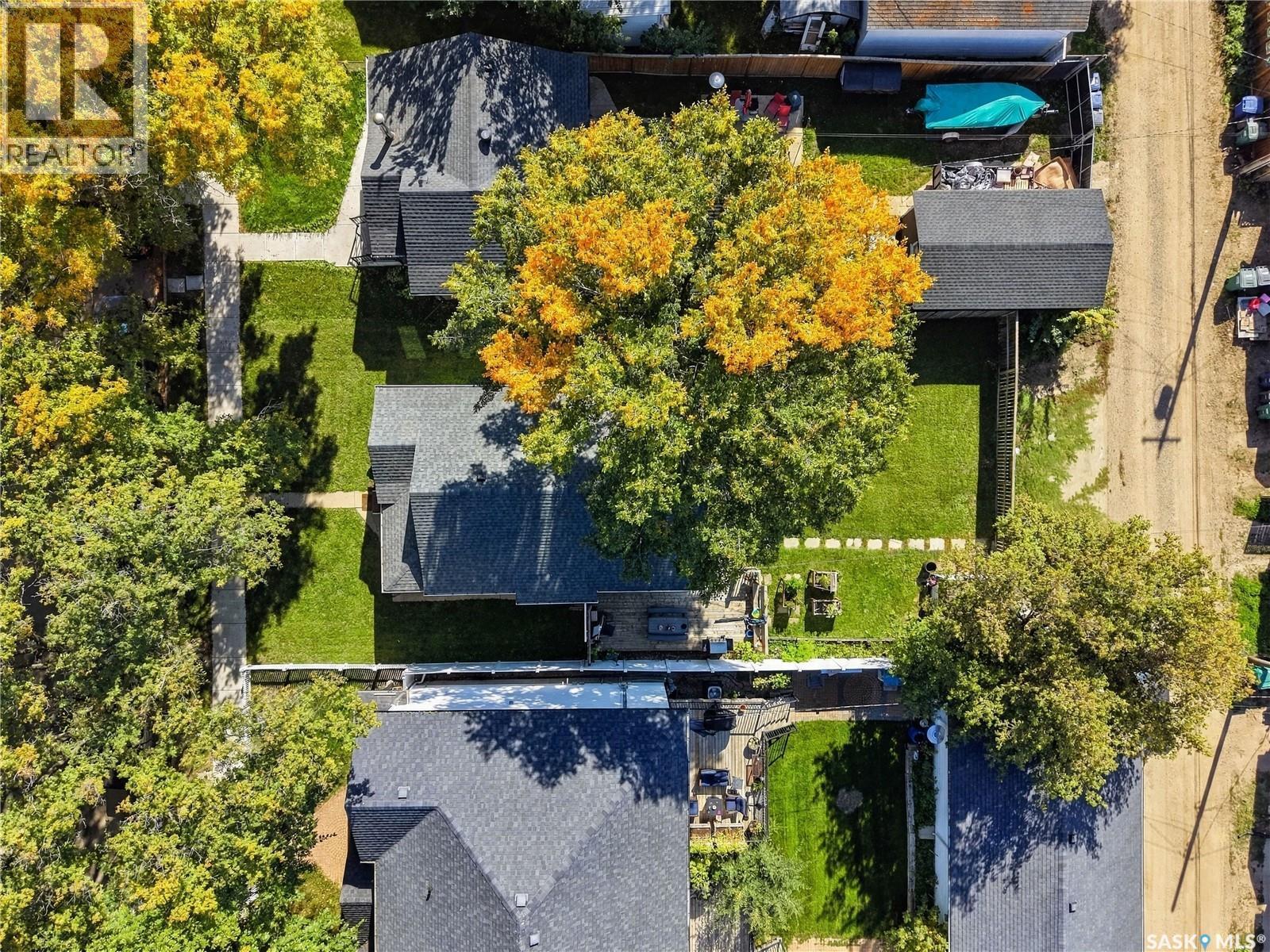 1716 Lorne Avenue, Saskatoon, SK