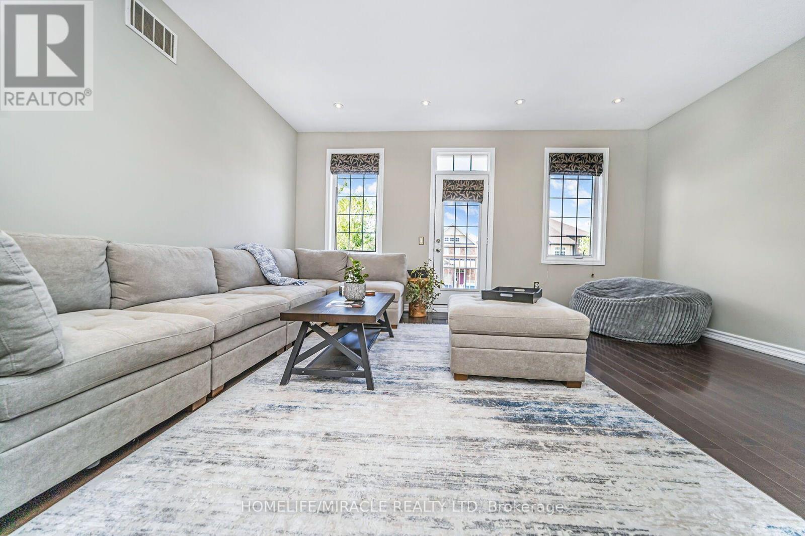 3 Losino Street, Caledon, ON