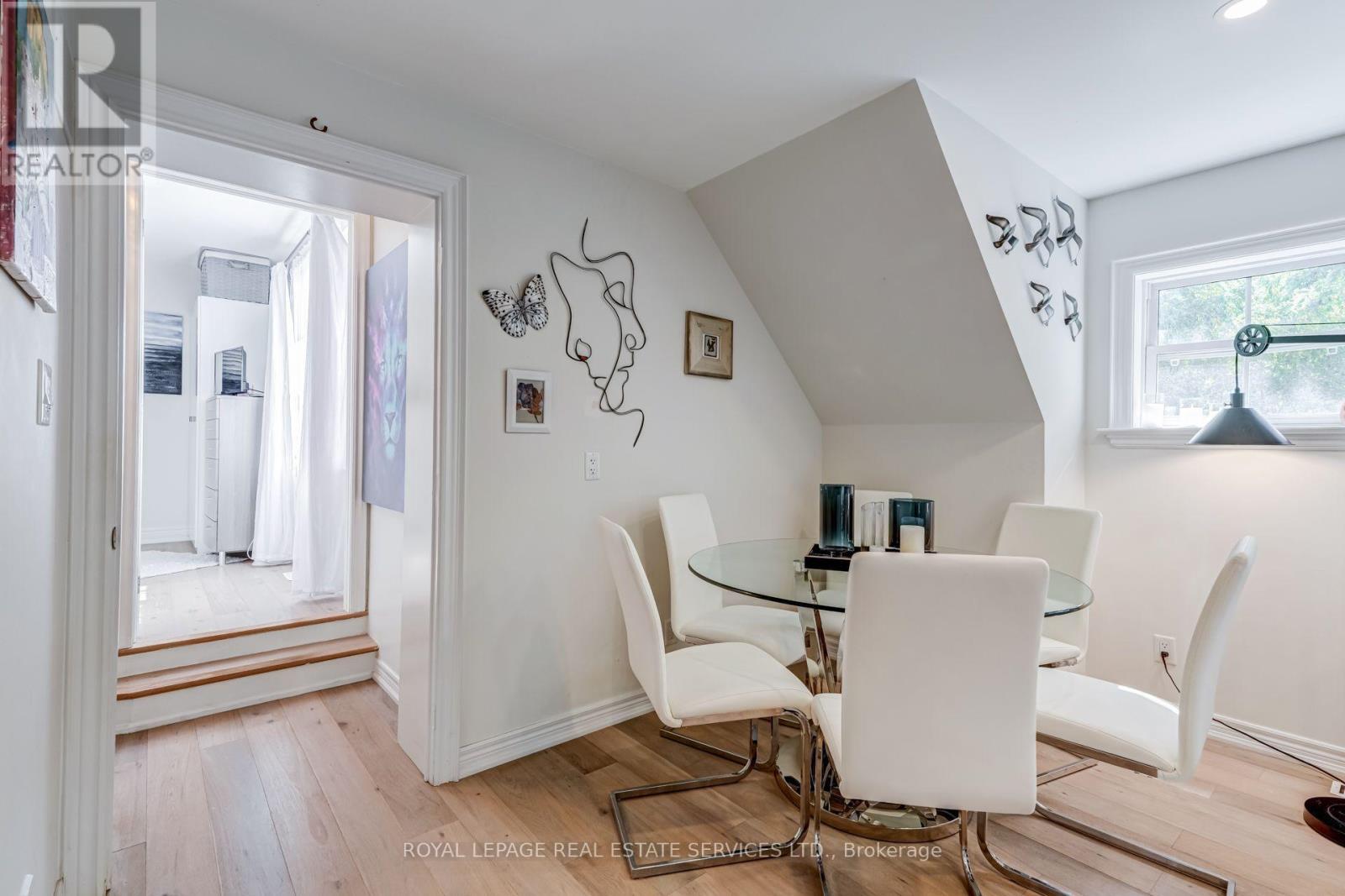 2305 Belyea Street, Oakville, ON