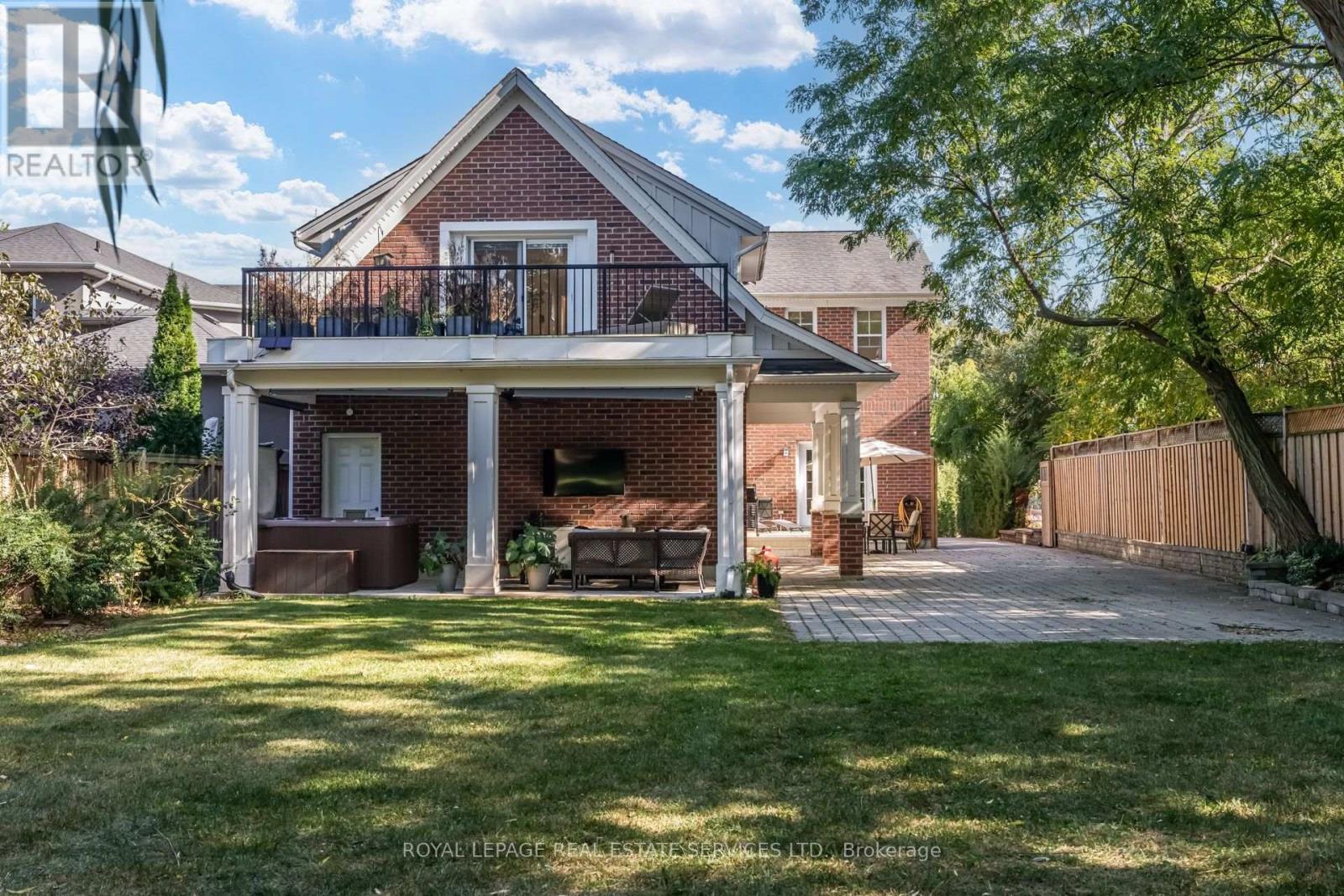 2305 Belyea Street, Oakville, ON
