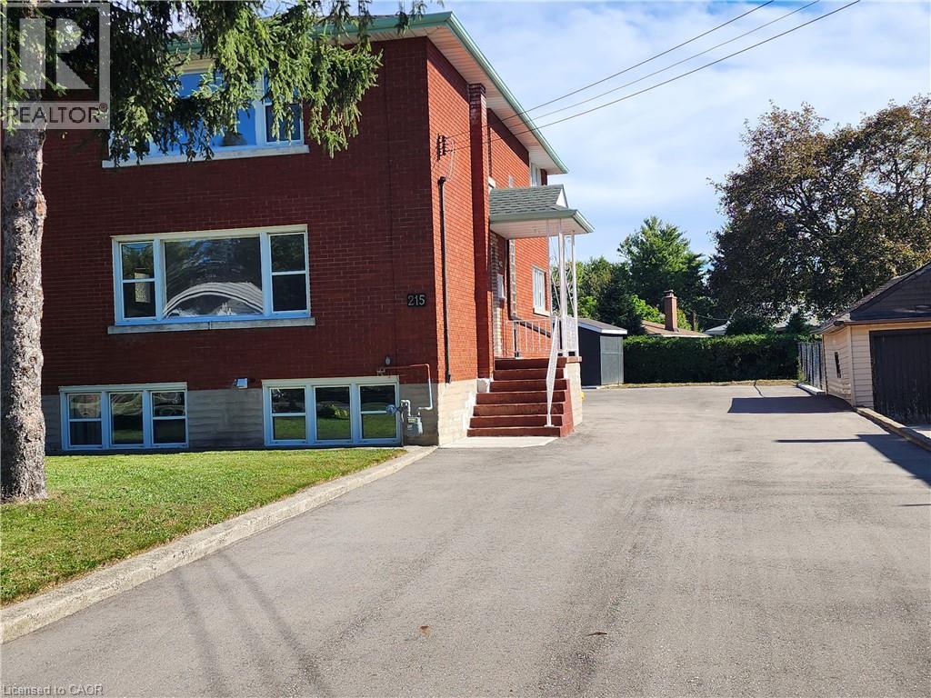215 Belleview Avenue, Kitchener, ON