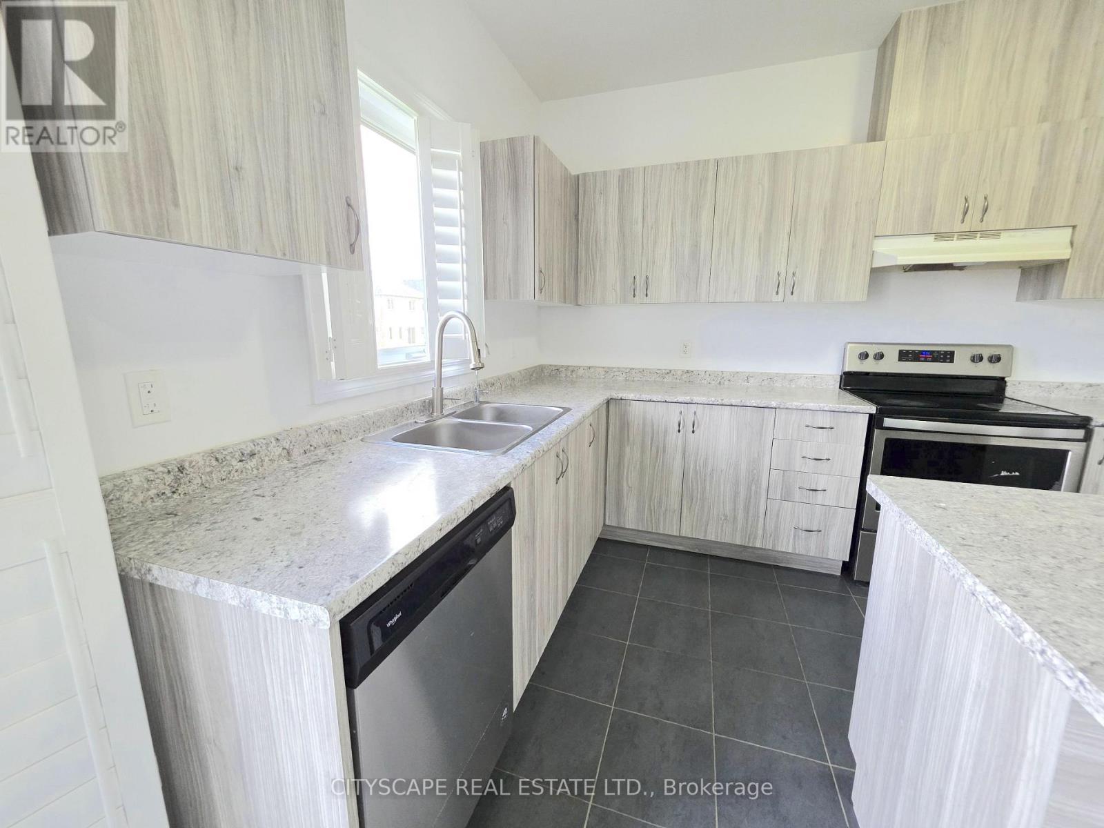 Kitchen - 321 Van Dusen Avenue, Southgate, ON