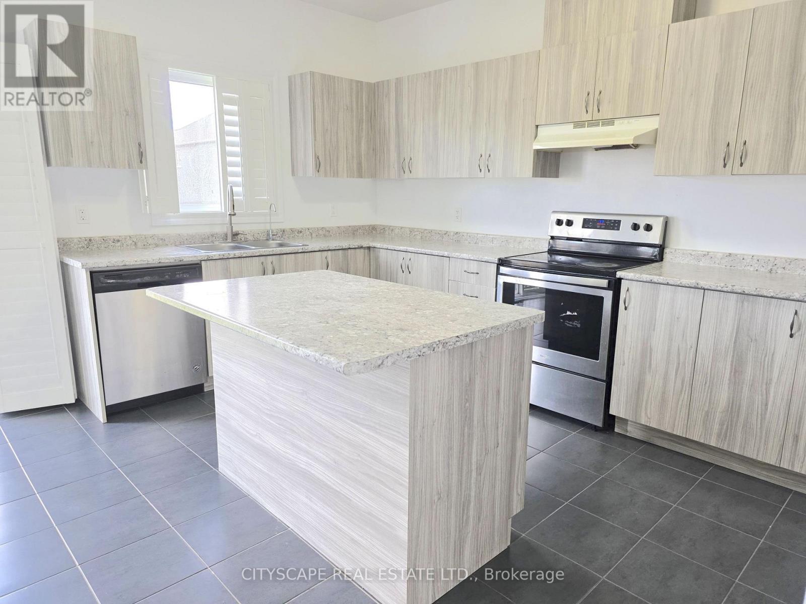 Kitchen - 321 Van Dusen Avenue, Southgate, ON