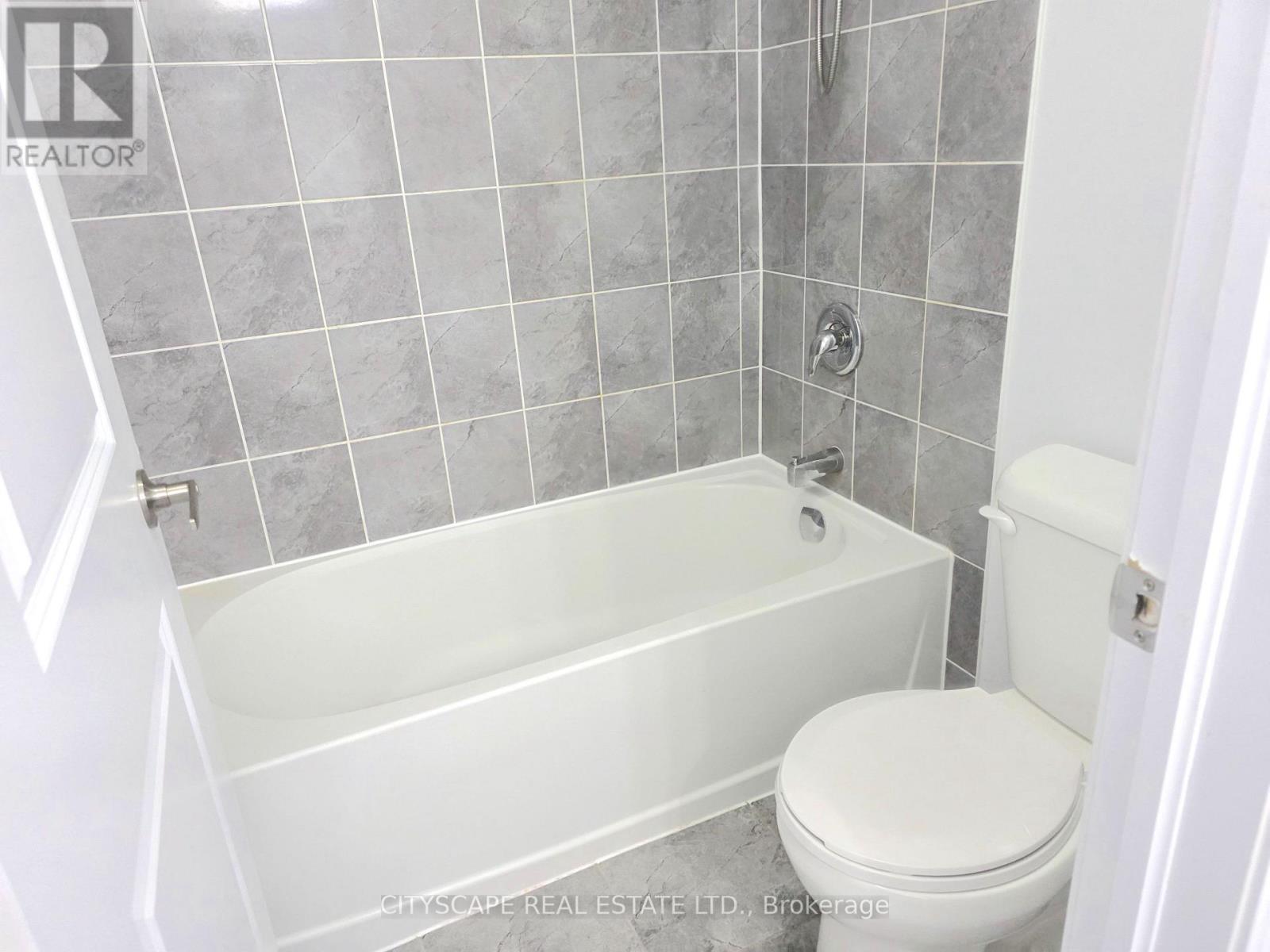 Third 4pc Bathroom - 321 Van Dusen Avenue, Southgate, ON