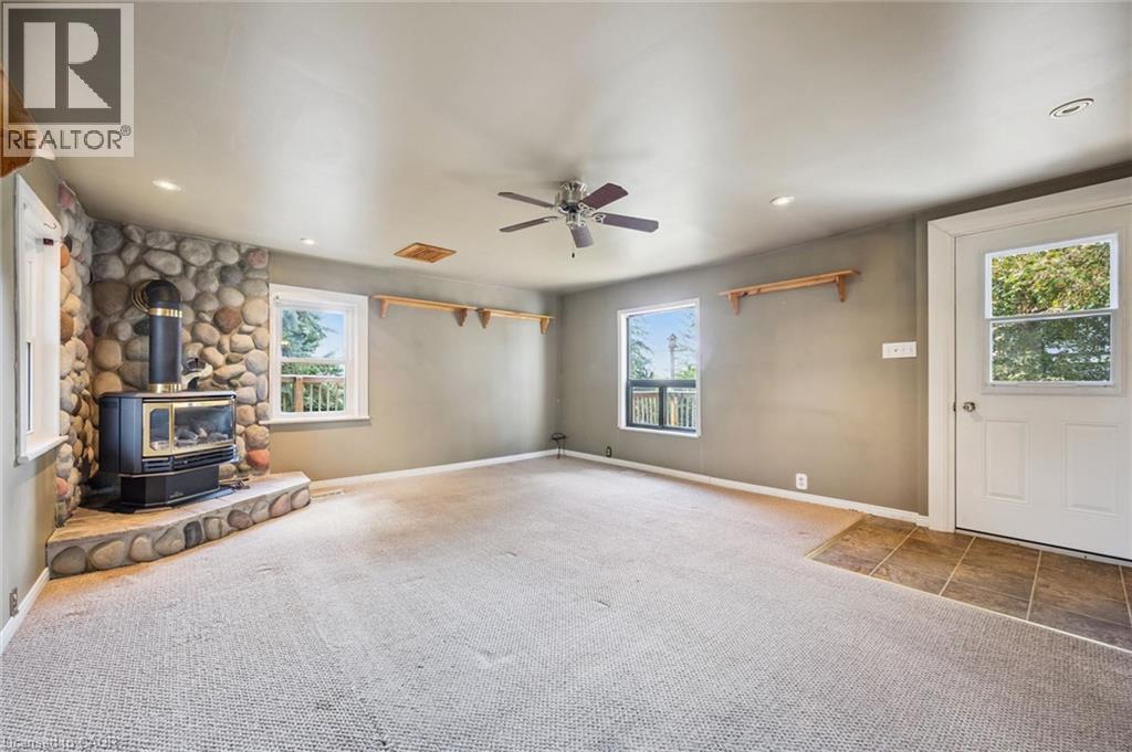1126 Queen'S Bush Road, Wellesley, ON