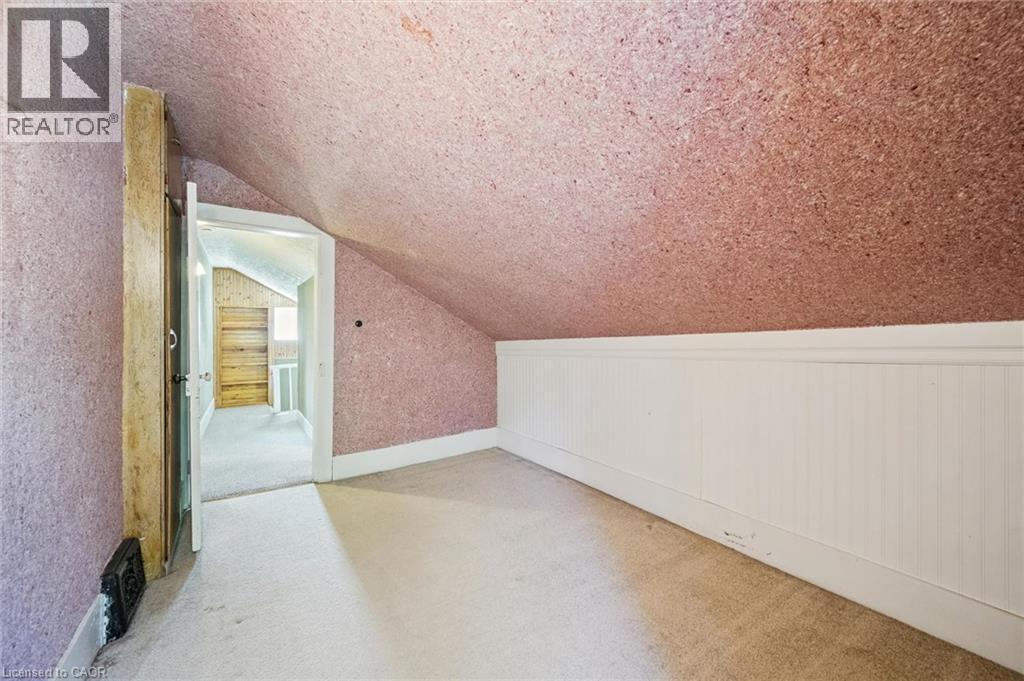 1126 Queen'S Bush Road, Wellesley, ON