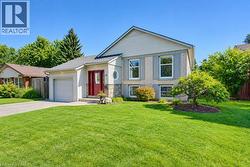 34 WAYNE Drive Kitchener, ON N2A 1M2