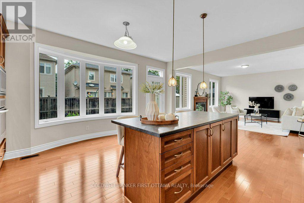 163 Sonesta Circle, Ottawa, ON