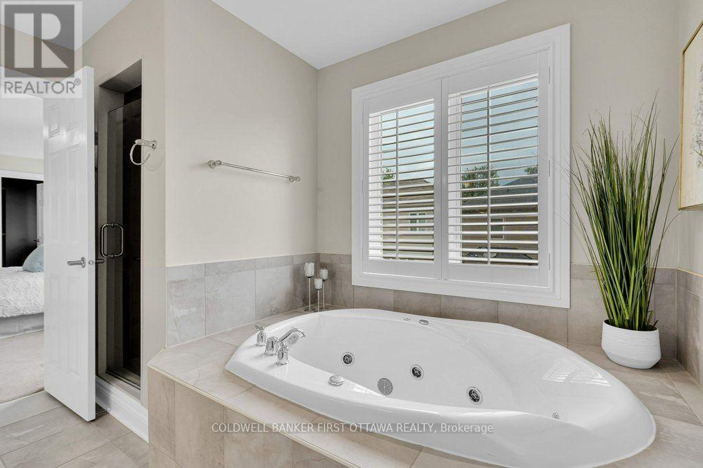 163 Sonesta Circle, Ottawa, ON