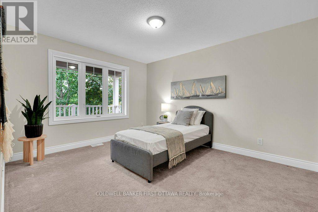163 Sonesta Circle, Ottawa, ON