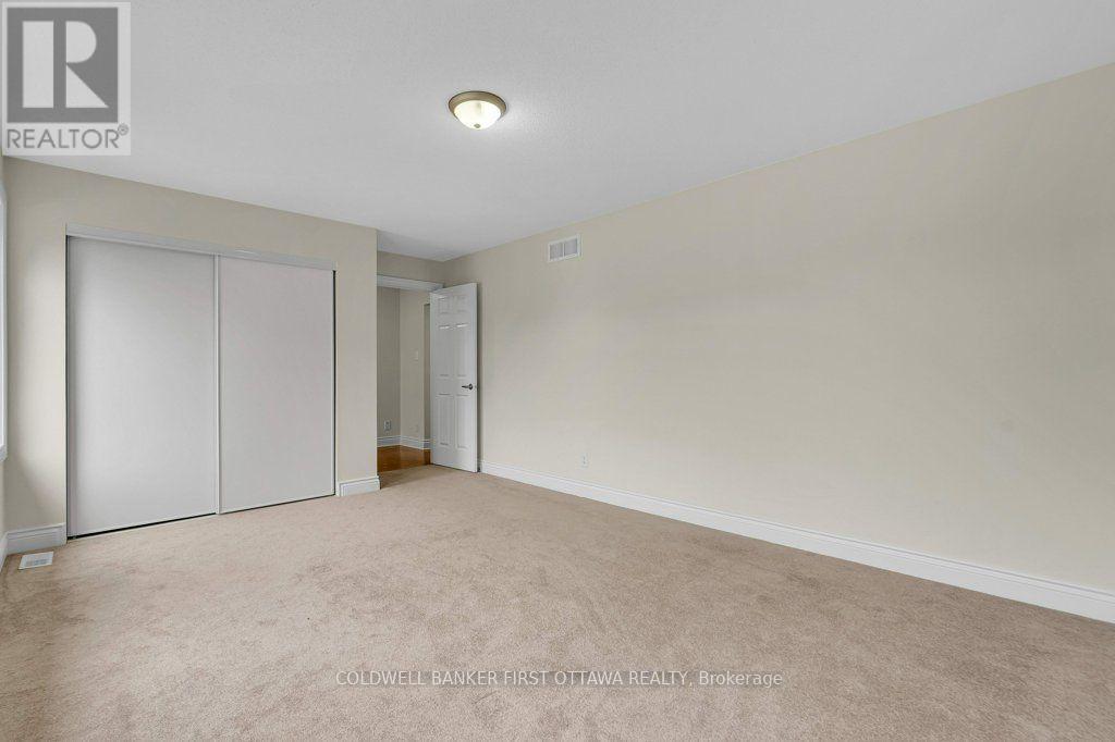163 Sonesta Circle, Ottawa, ON