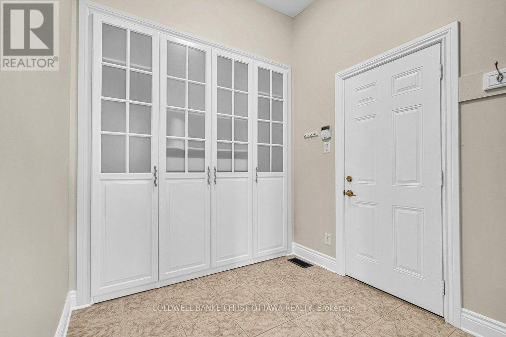 163 Sonesta Circle, Ottawa, ON