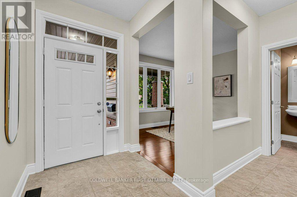 163 Sonesta Circle, Ottawa, ON