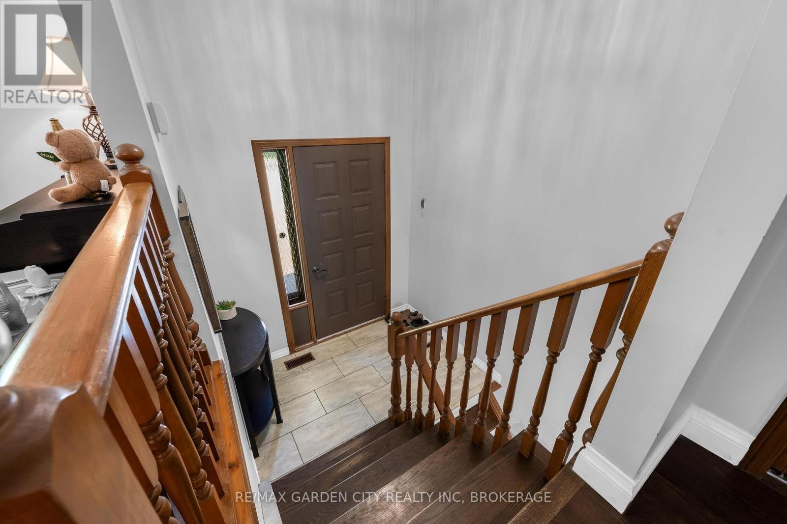 54 Crestcombe Road, St. Catharines (Ridley), ON