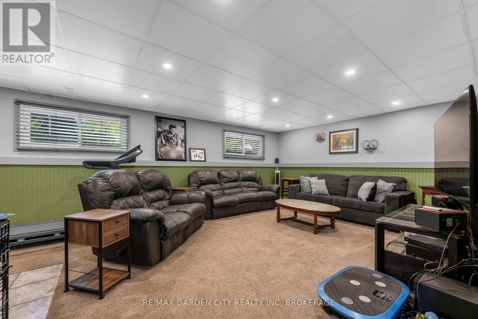 54 Crestcombe Road, St. Catharines (Ridley), ON