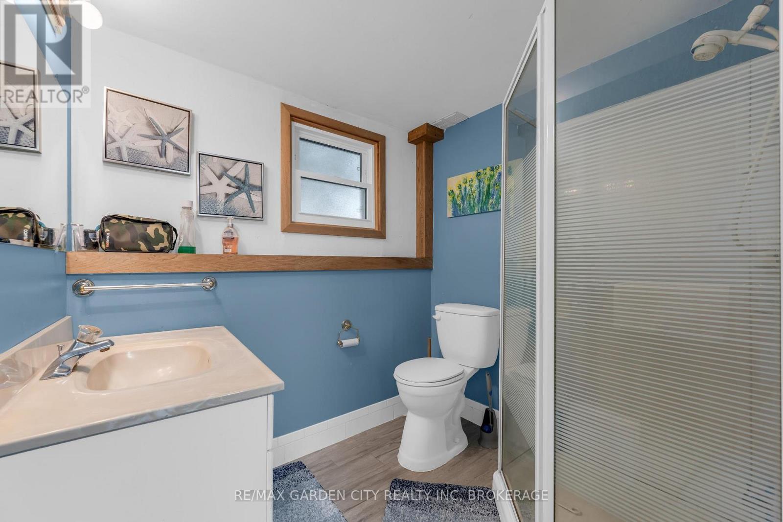 54 Crestcombe Road, St. Catharines (Ridley), ON