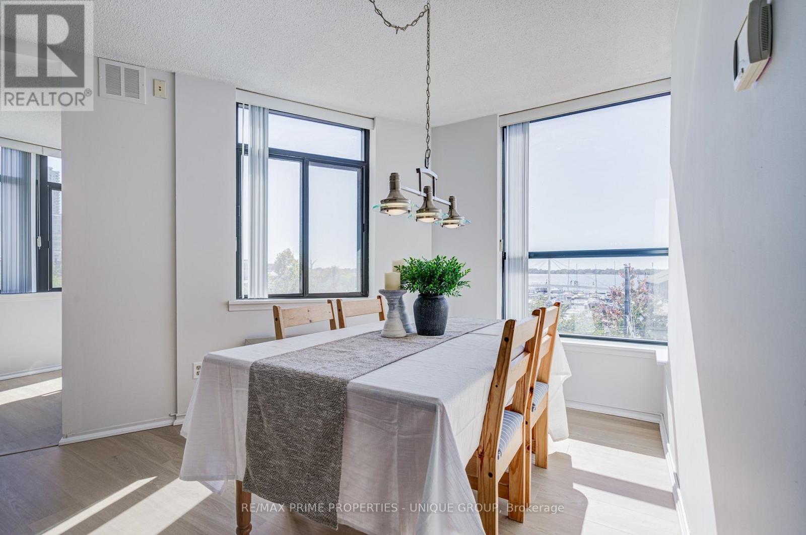 Dining room with east and south lake views. - 301 - 250 Queens Quay W, Toronto, ON