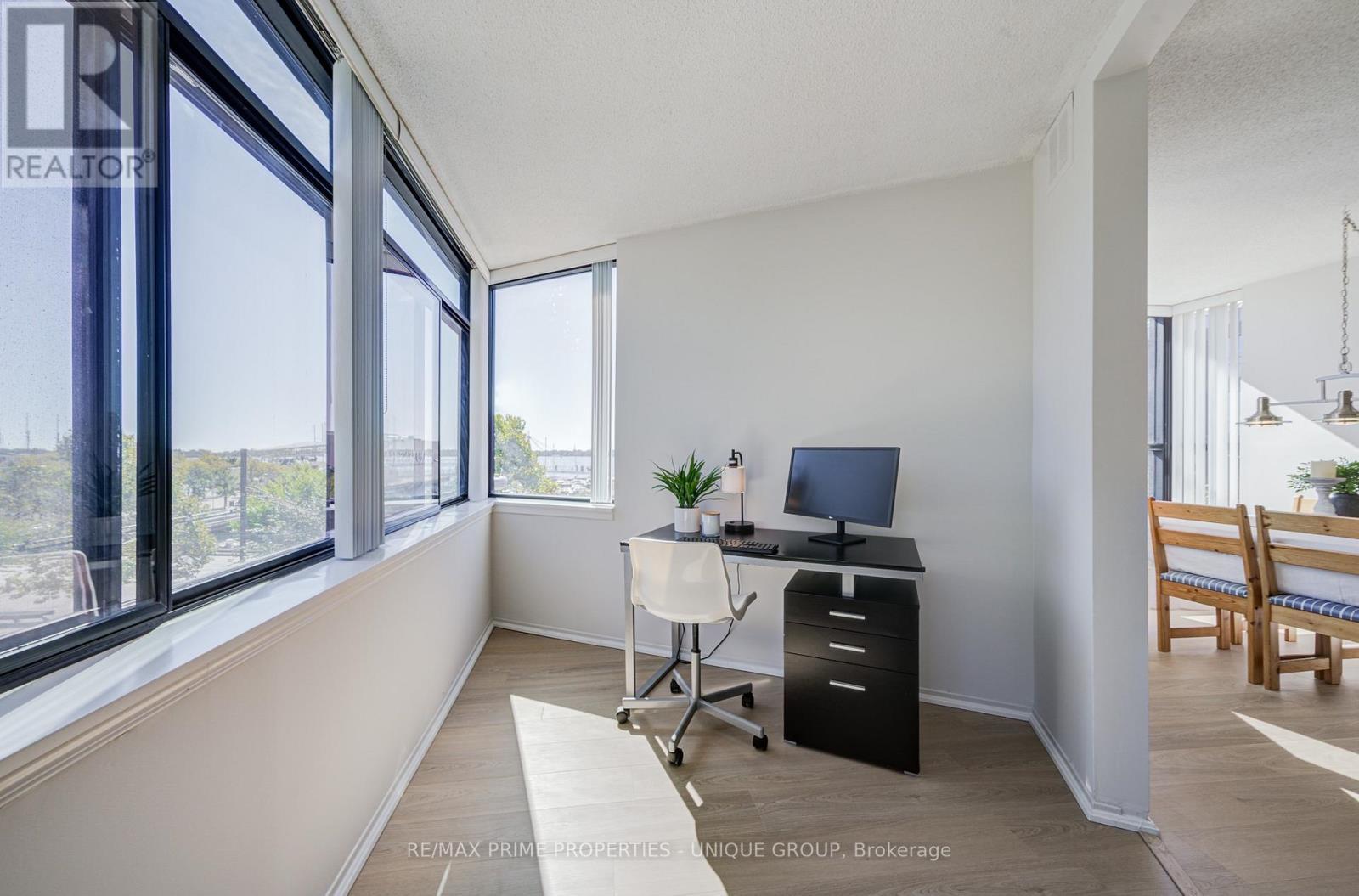 Den with east and south lake views. - 301 - 250 Queens Quay W, Toronto, ON