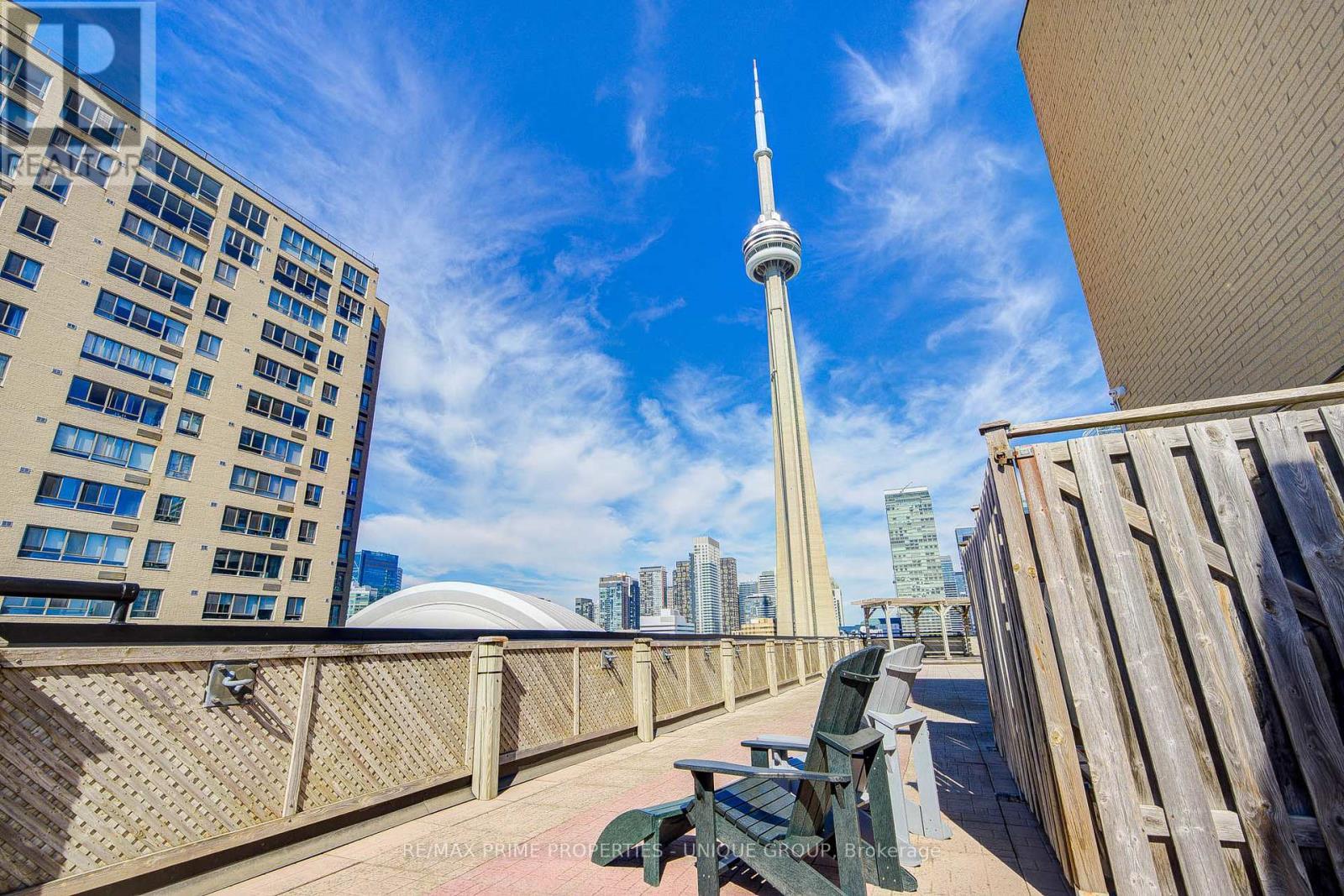 North views of city & CN Tower from roof top deck. - 301 - 250 Queens Quay W, Toronto, ON