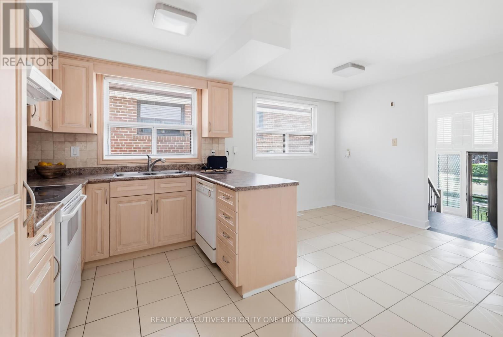 55 Picaro Drive, Toronto, ON