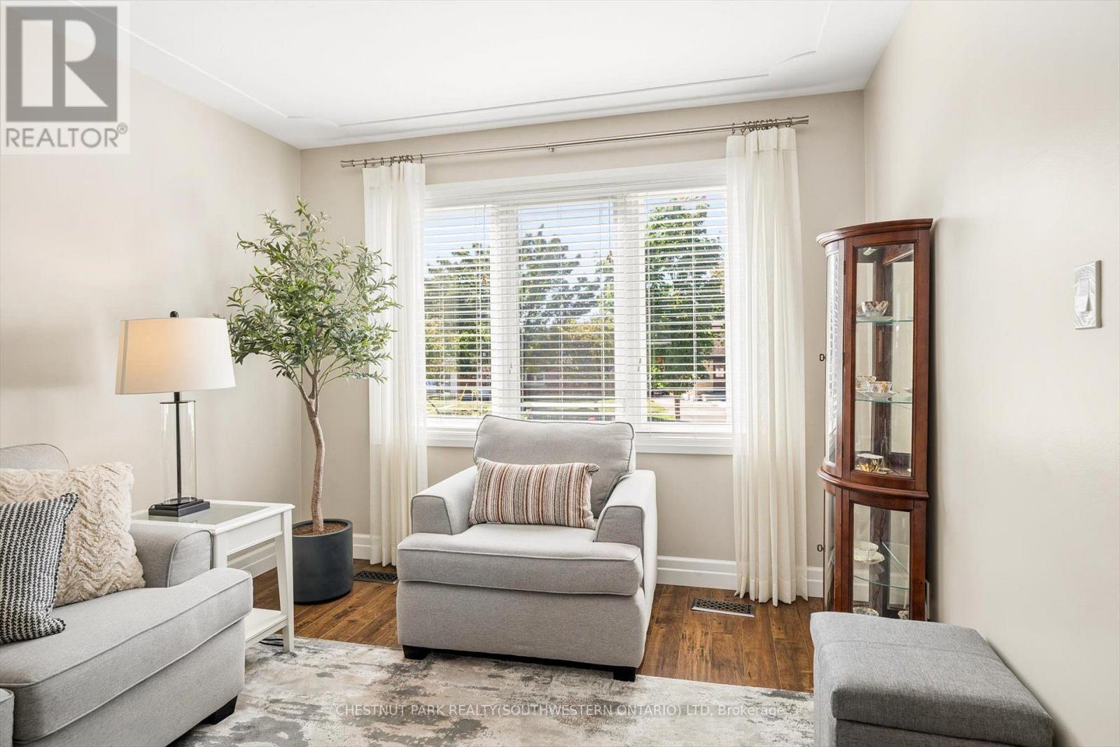 56 Suffolk Avenue, Kitchener, ON