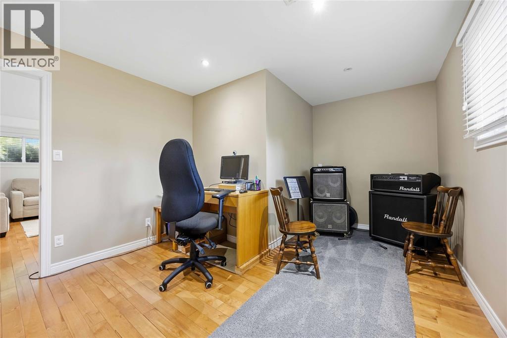 1205 Birkdale Crescent, Sarnia, ON