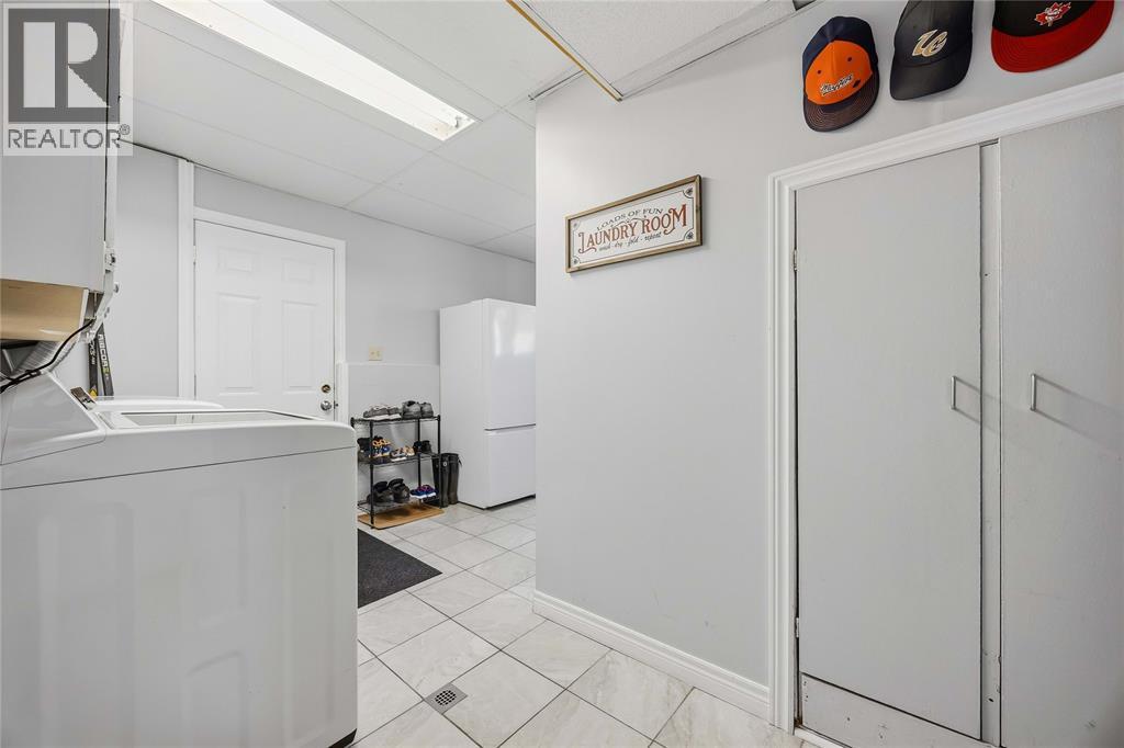 1205 Birkdale Crescent, Sarnia, ON