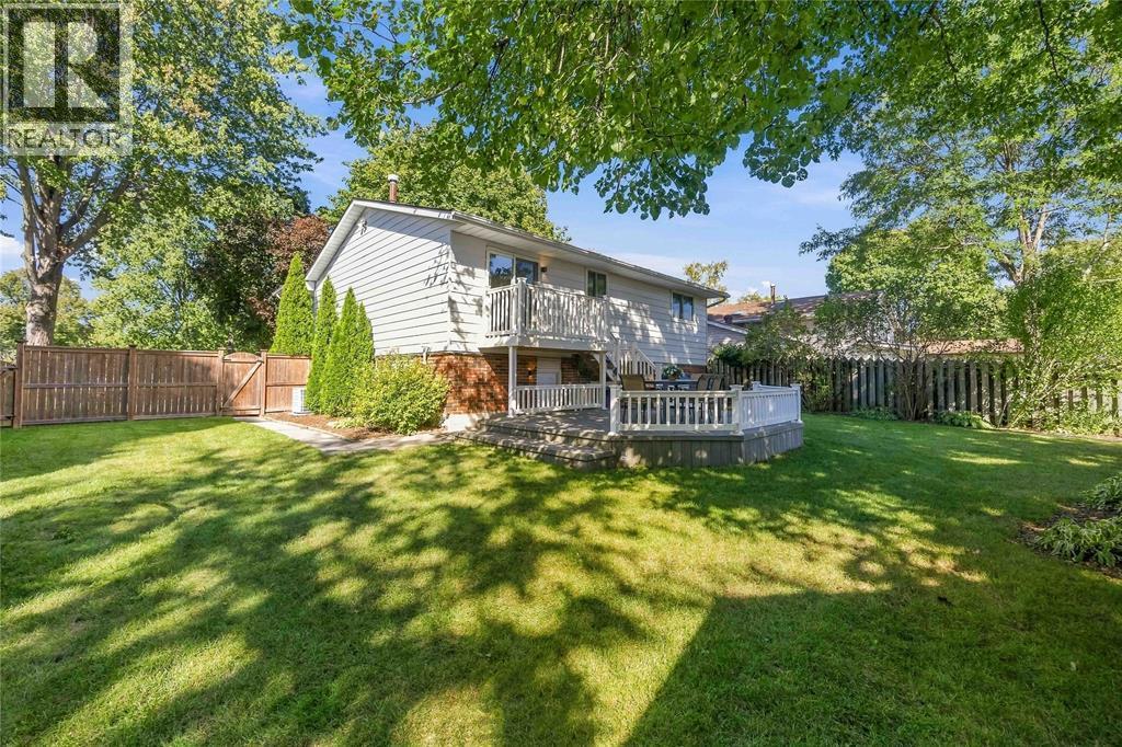 1205 Birkdale Crescent, Sarnia, ON