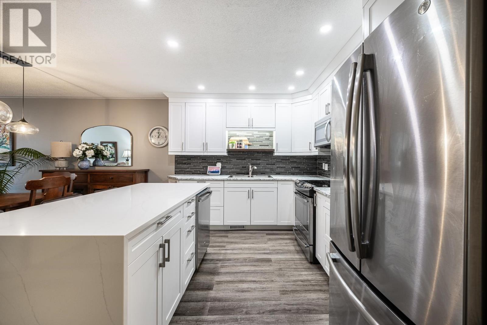 25 Village Ct, Sault Ste. Marie, ON