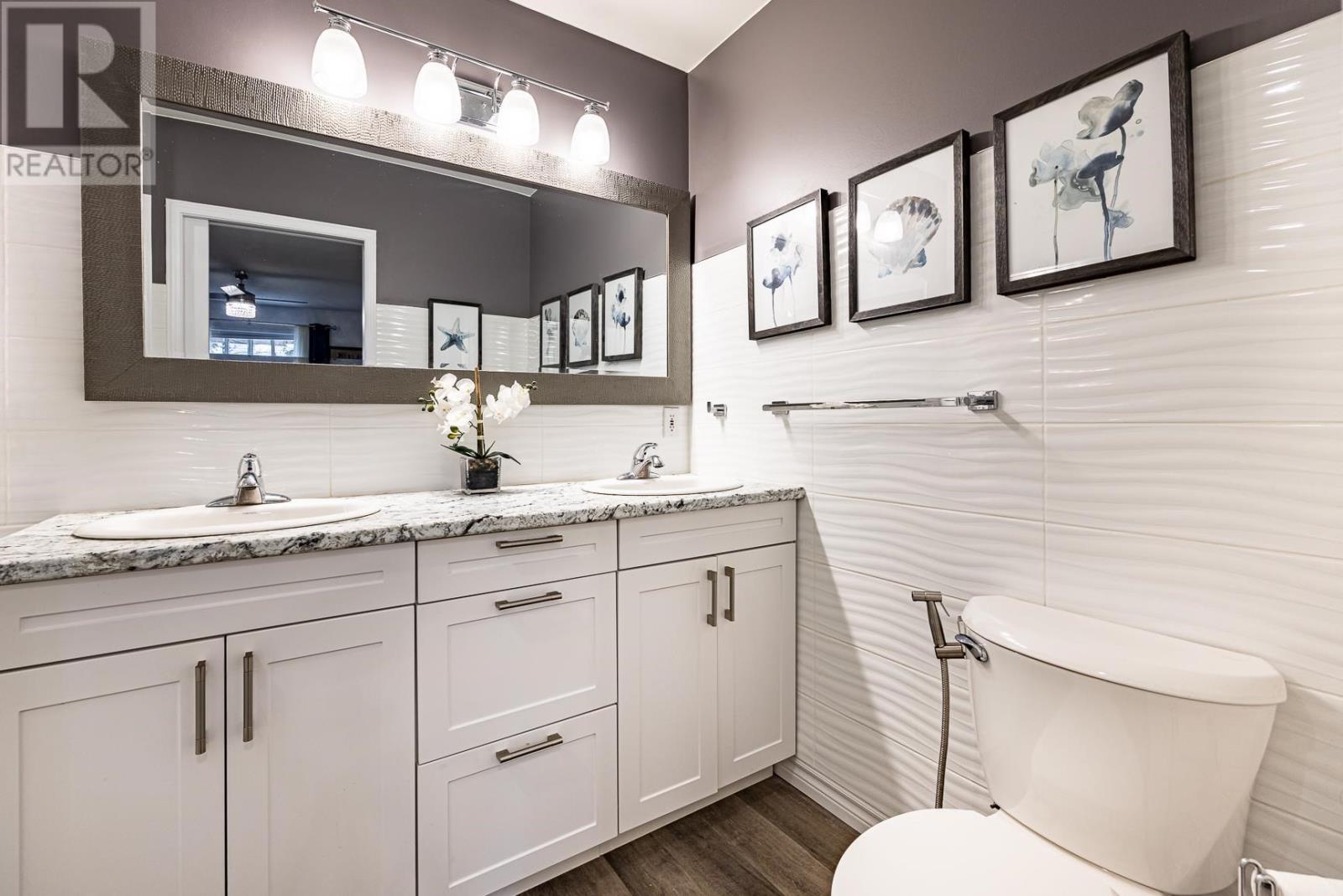25 Village Ct, Sault Ste. Marie, ON