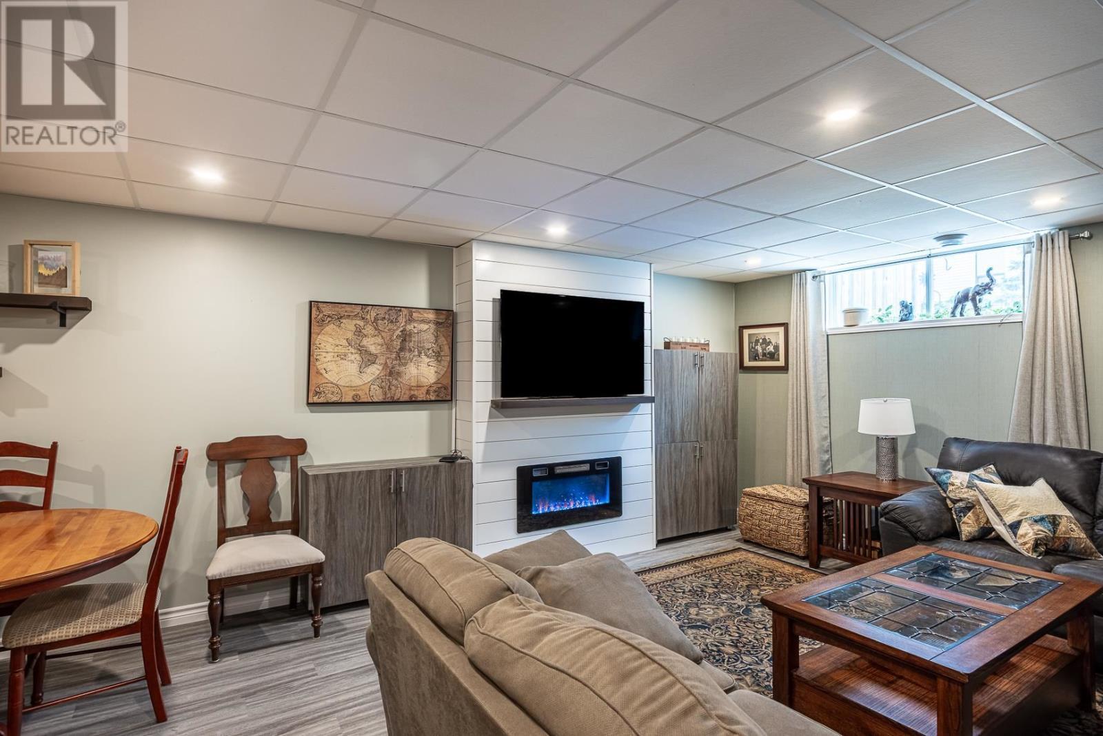 25 Village Ct, Sault Ste. Marie, ON