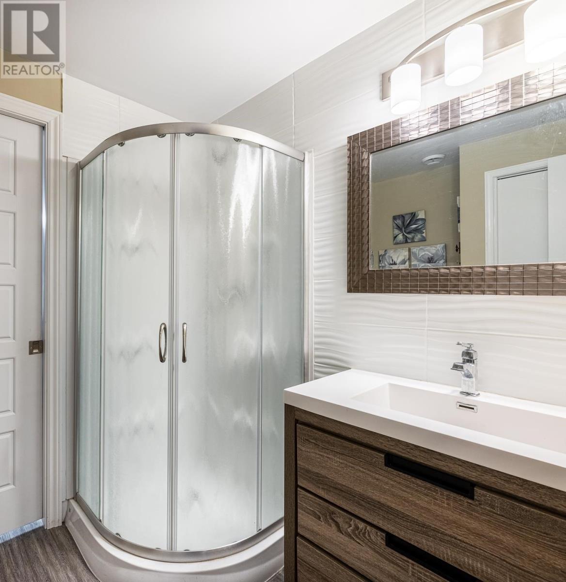 25 Village Ct, Sault Ste. Marie, ON