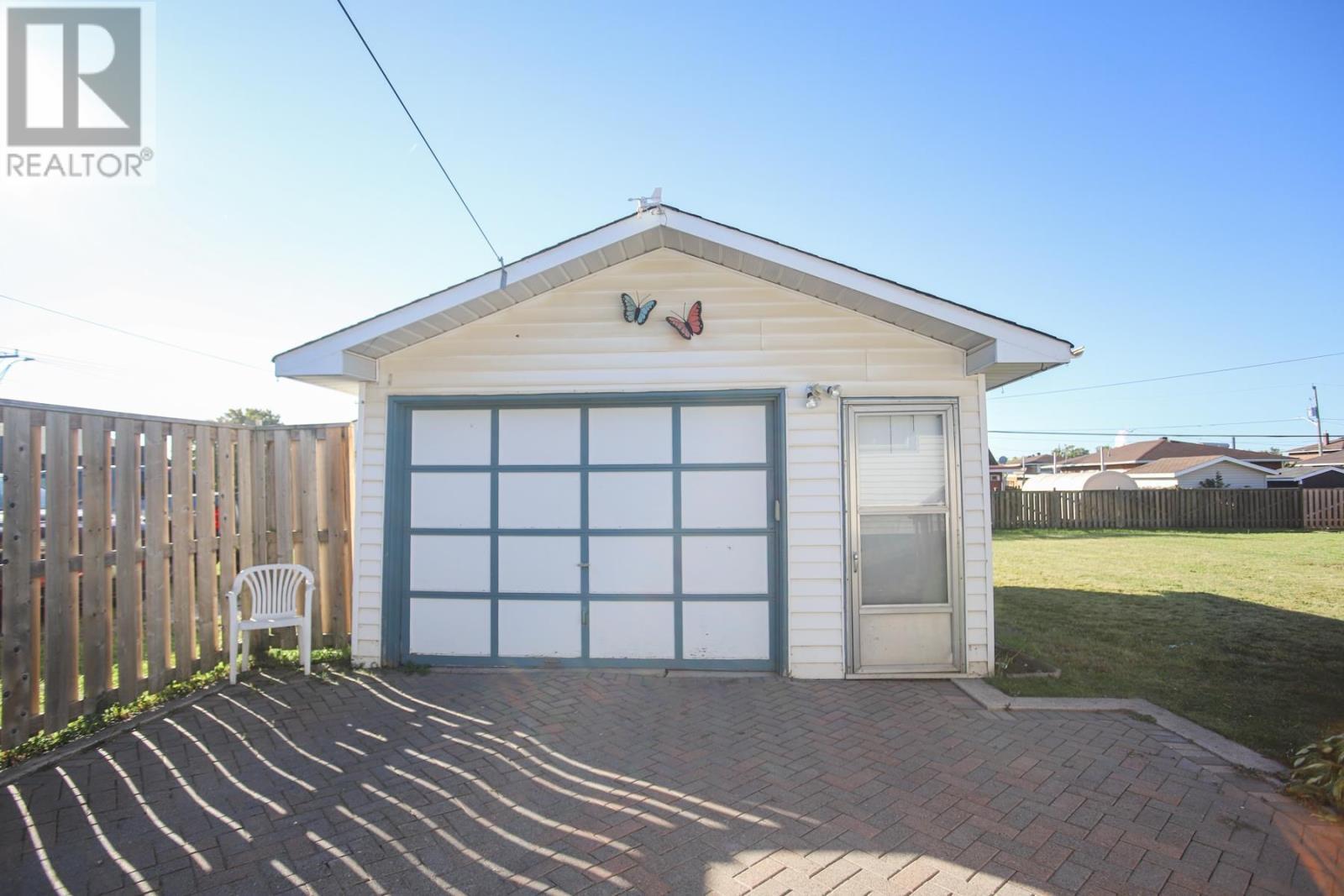 127 Ruth St, Sault Ste. Marie, ON
