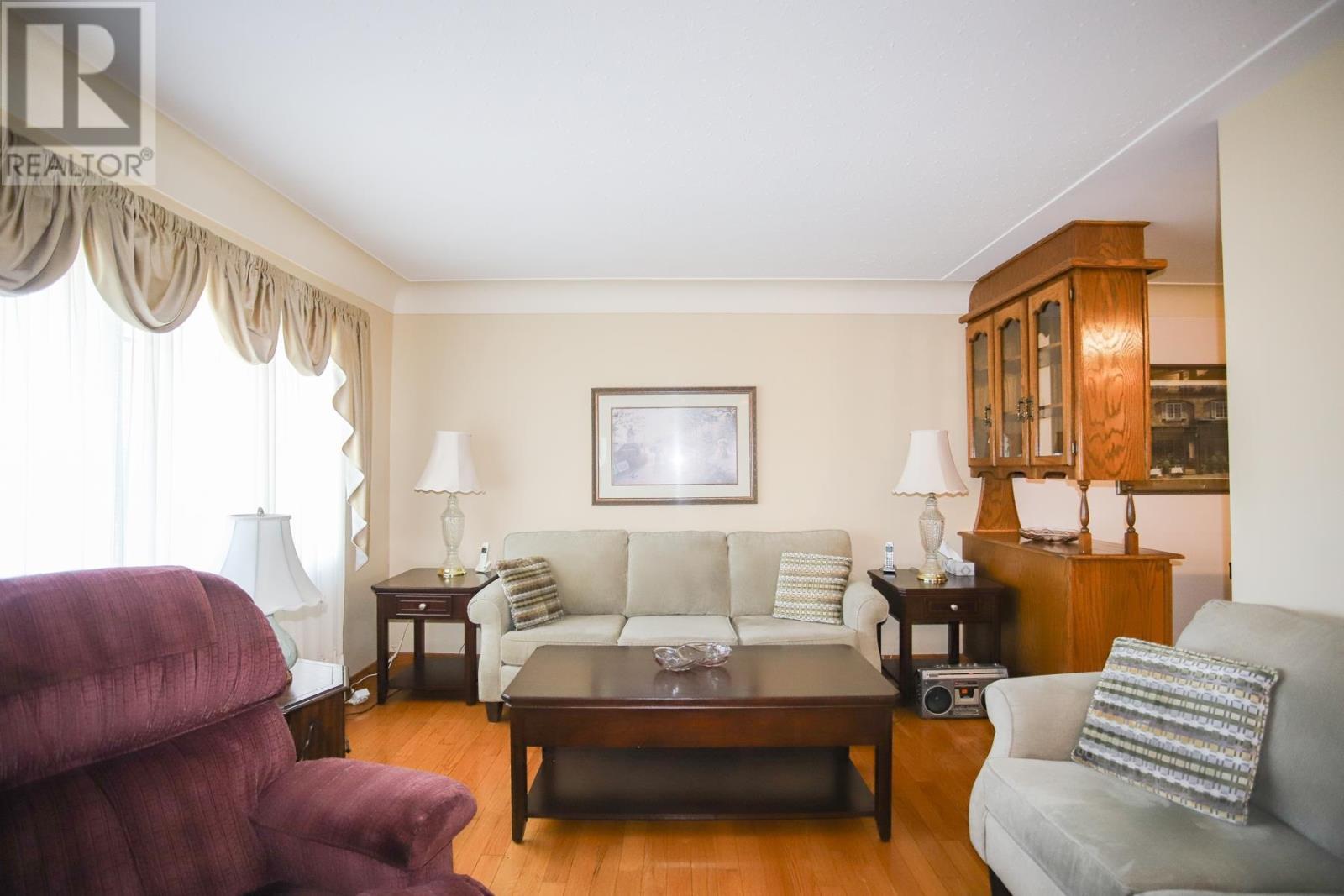 127 Ruth St, Sault Ste. Marie, ON