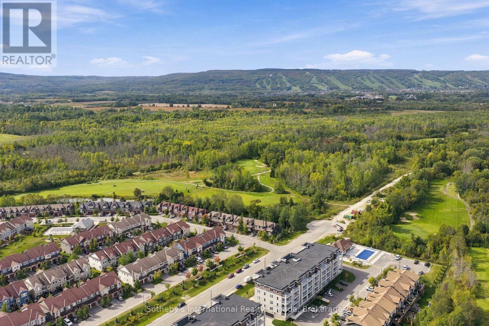 206 - 17 Spooner Crescent, Collingwood, ON